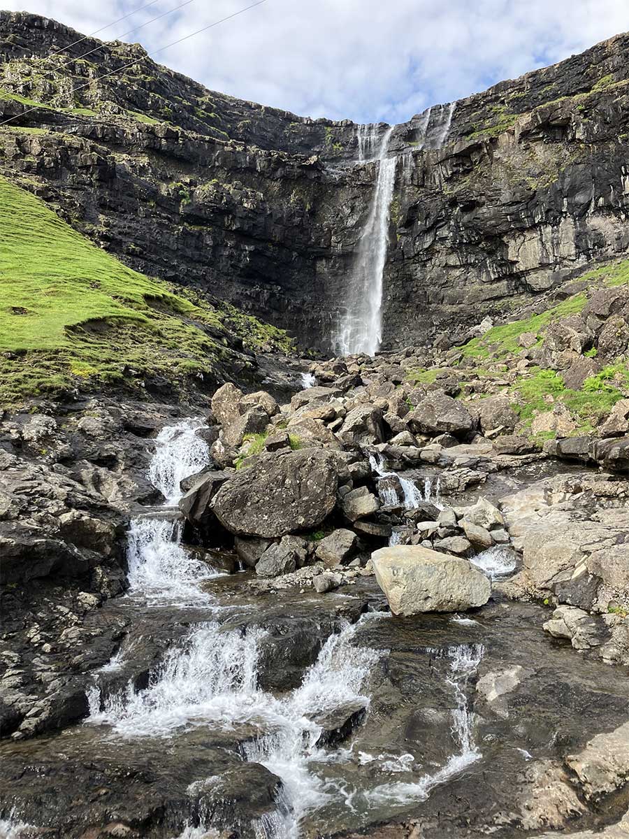 Faroetrekking.com : The Faroe Islands Highlights in one day