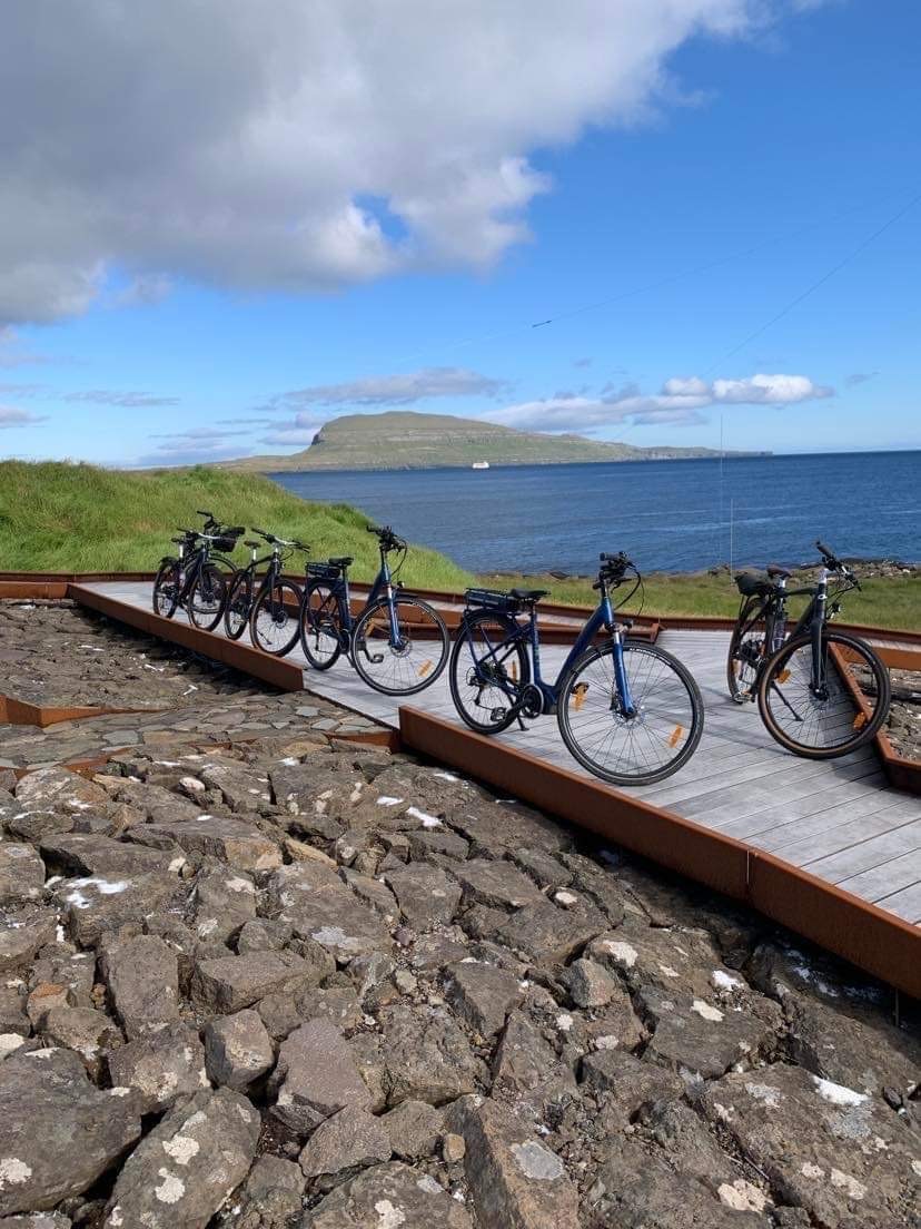 Rentabike.fo : Tórshavn Sightseeing E-bike tour – 15 km