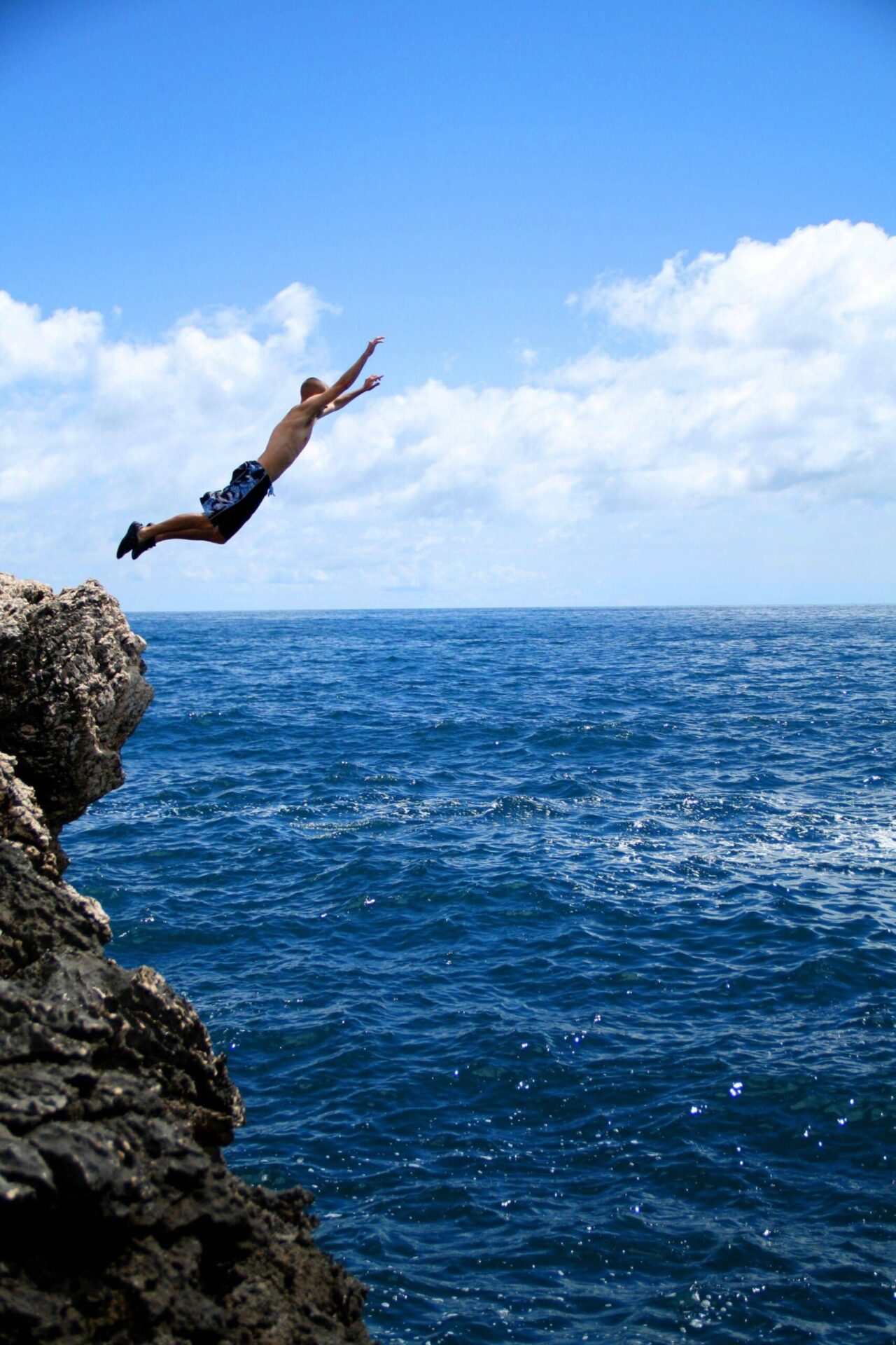 Paddleboarding (SUP), snorkeling, cliff jumping in Tjørnuvík